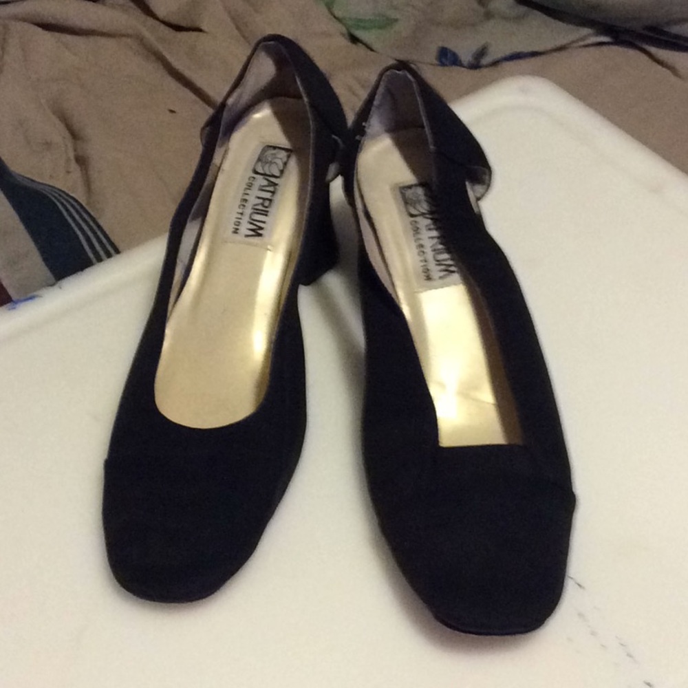 Atrium Collection women high heel shoes
